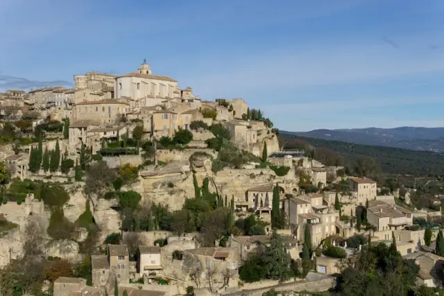 Charmant appartement en centre-ville à Mirabeau — Provence