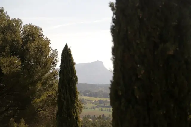 Magnifique villa avec jardin à La Beaume