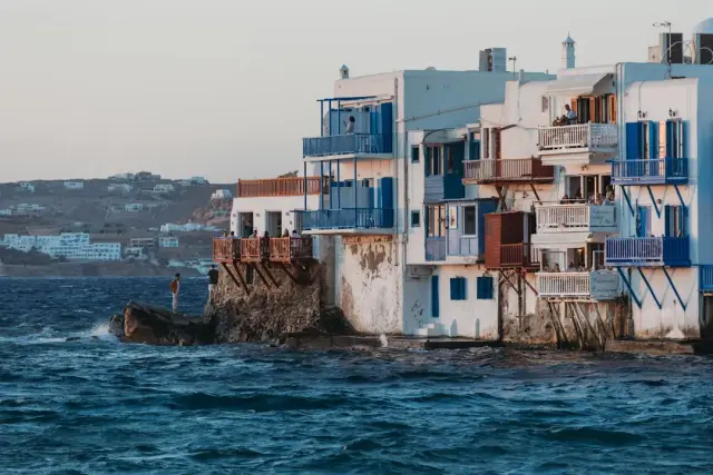 Rénové appartement près de la gare à Antibes