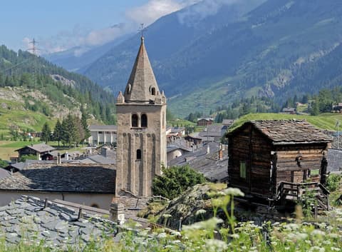 Le bourg de Saint-Crépin