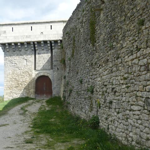Citadelle et musée de la Poudrière