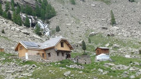 Refuge d'Art "Sentinelle de la Vallée de l'Asse"