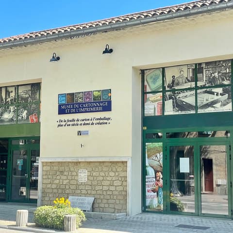 La Filaventure, boutique et musée sensoriel de la Manufacture Brun de Vian-Tiran