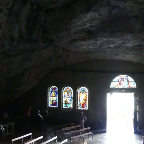 Grotte de Sainte Marie Madeleine