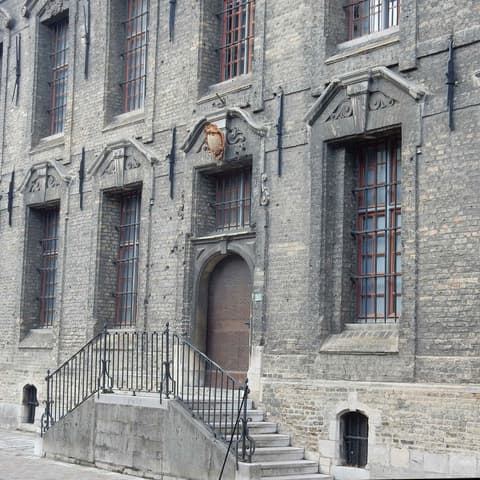 Archives Municipales - Musée du Mont de Piété et de la Condition des Soies