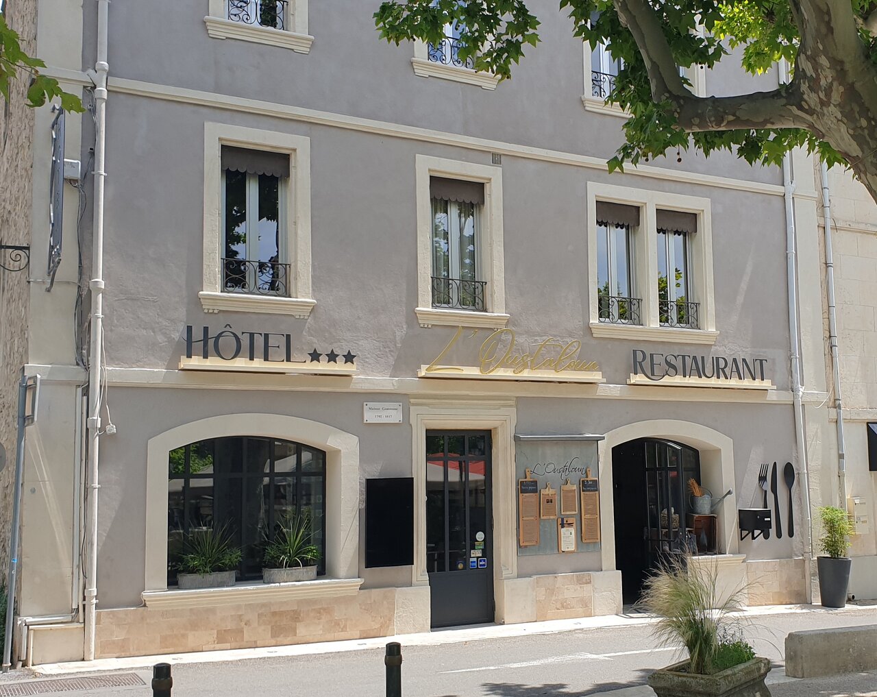 Les Eyrascles, maison de l'architecte André Bruyère, située quartier les Chanousses