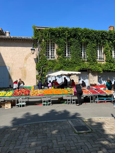 Au Marché de la Vallée Rose