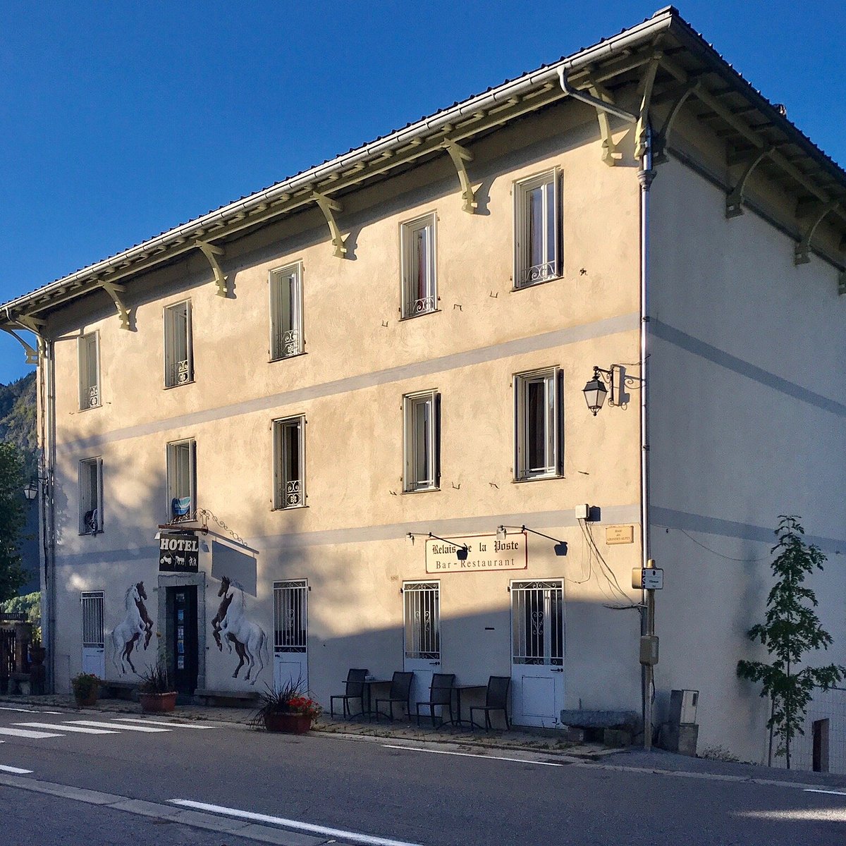 Le Relais