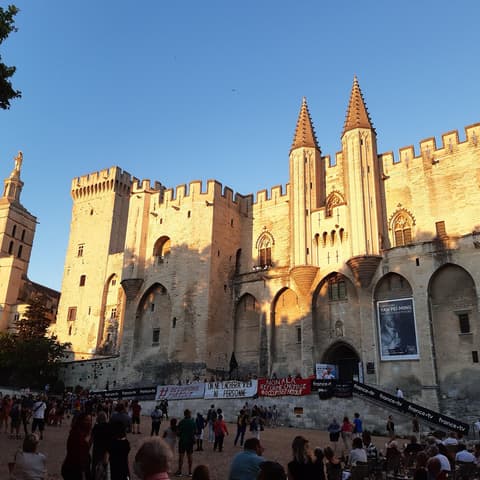 Diocesaine d'Avignon-Archeveche