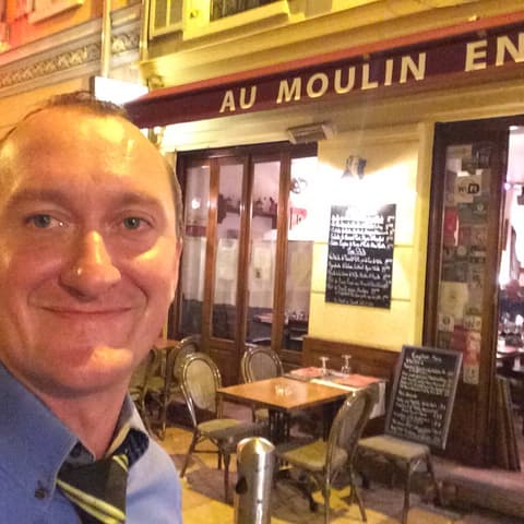 Au Moulin Doré