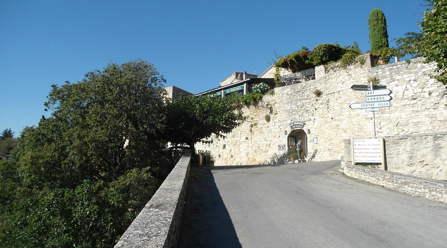 Côté Fontaine