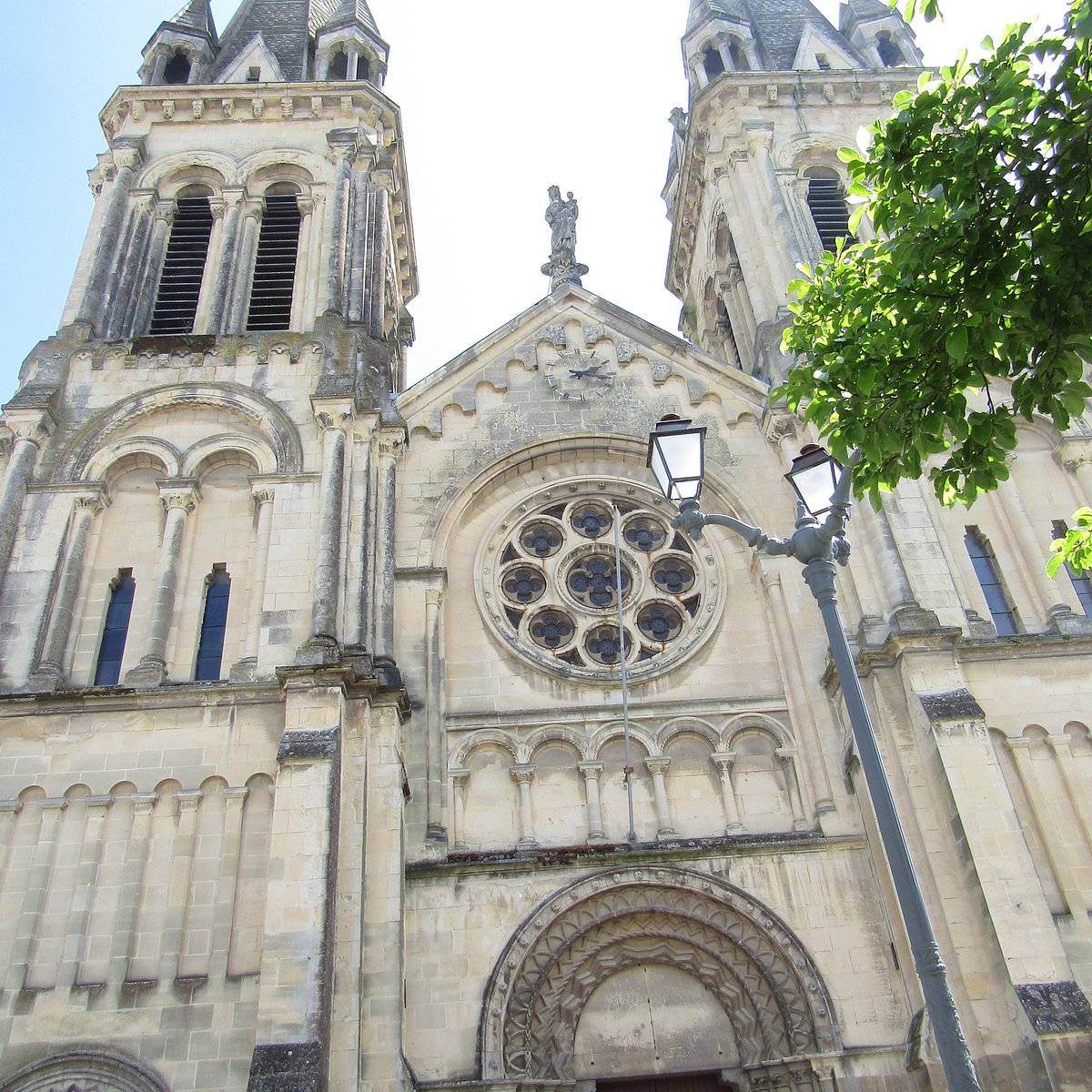 Église Notre-Dame de France