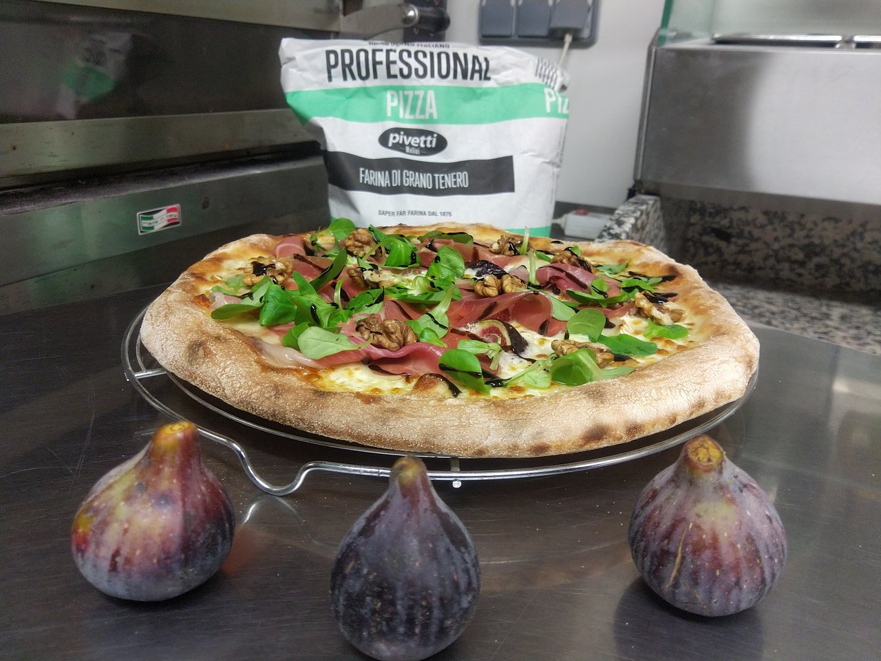 Pizza le Gaulois Brovès