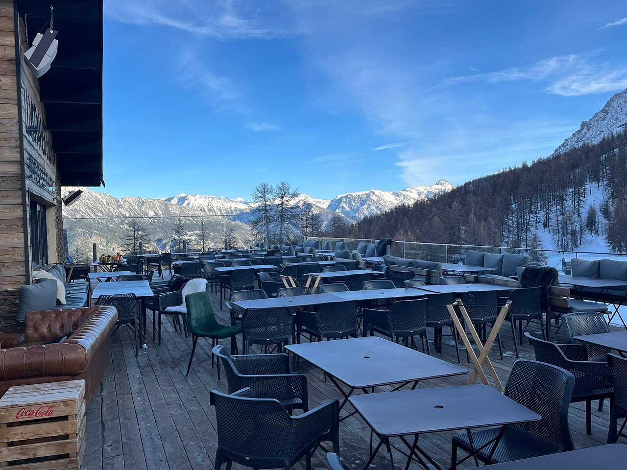 Hôtel Restaurant Les Alpins
