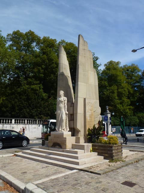 Monument aux morts de la Vallée
