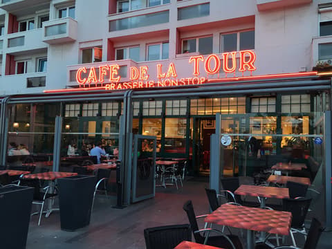 Cafe de la Tour