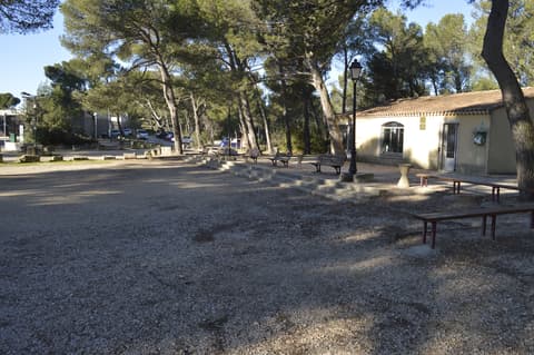 Boulodrome · Barbentane