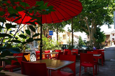 Chez Maurice