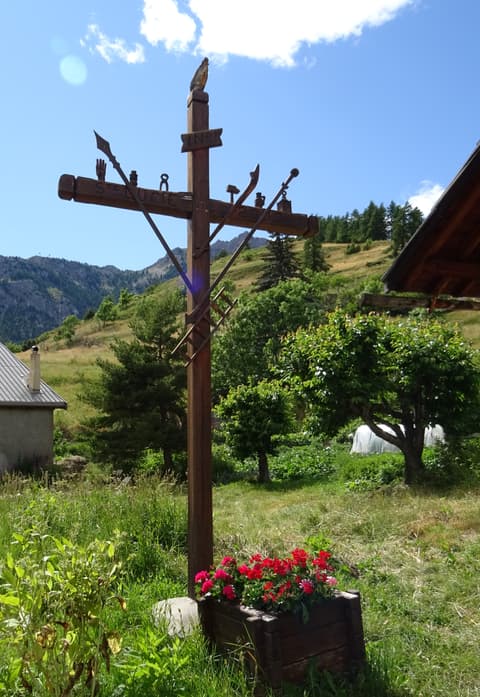 La Croix d'Aquila